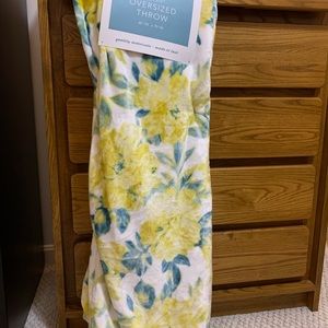 Envogue oversized throw